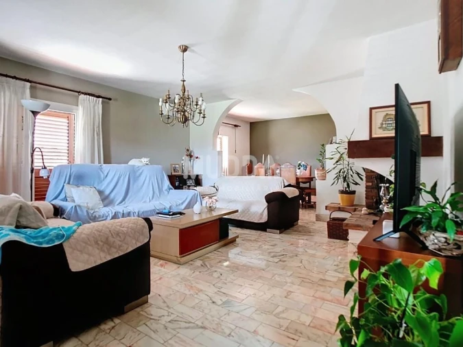 Moradia T4 para Venda em Calvão e Soutelinho da Raia Foto 4