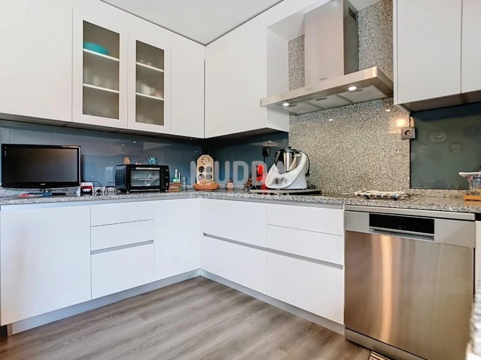 Moradia T4 para Venda em Calvão e Soutelinho da Raia Foto 5