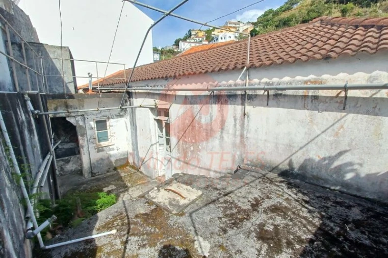 Moradia T4 para Venda em Velas (São Jorge) Foto 23