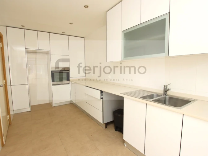 Apartamento T3 para Venda em Vila do Conde Foto 5