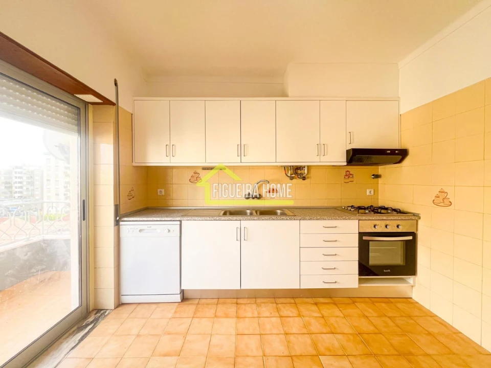 Apartamento T2 para Venda em Buarcos Foto 6