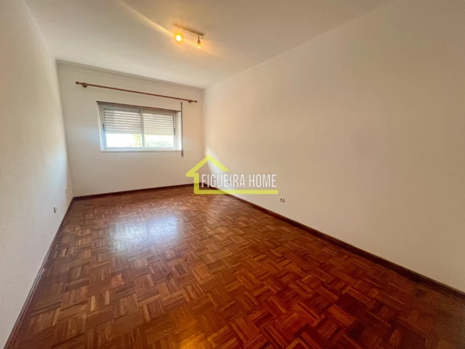 Apartamento T2 para Venda em Buarcos Foto 8