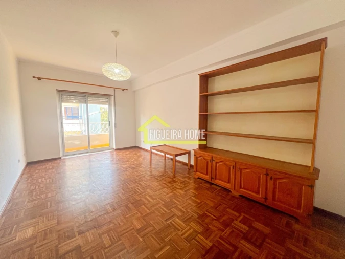 Apartamento T2 para Venda em Buarcos Foto 4