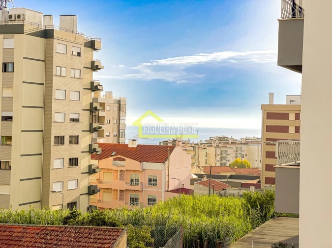 Apartamento T2 para Venda em Buarcos Foto 2