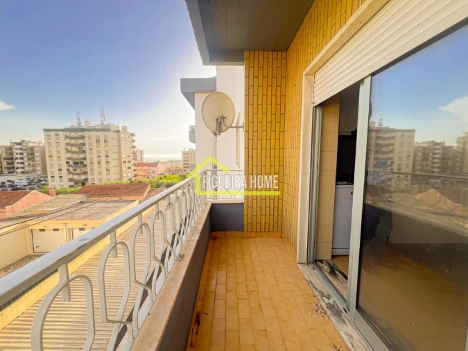 Apartamento T2 para Venda em Buarcos Foto 7