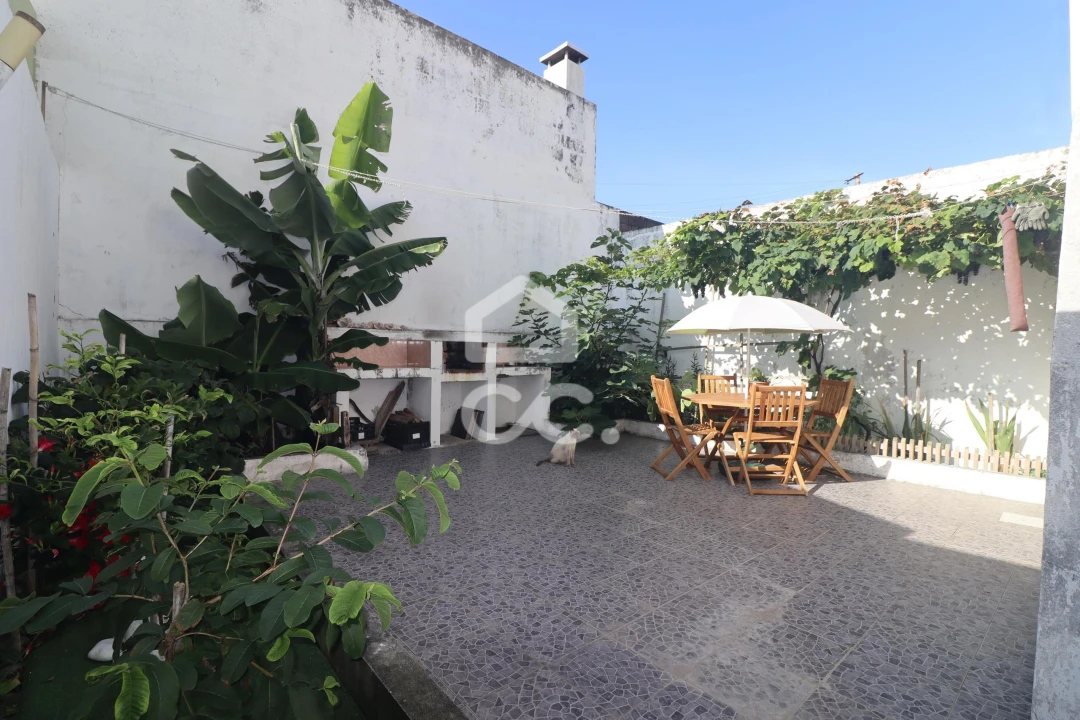 Moradia T3 para Venda em Ribeira Grande (Matriz) Foto 5