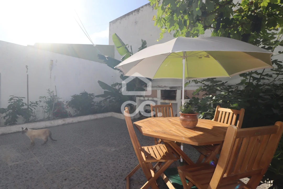 Moradia T3 para Venda em Ribeira Grande (Matriz) Foto 26