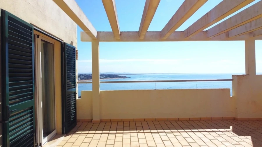 Moradia T4 para Venda em Albufeira e Olhos de Água Foto 10