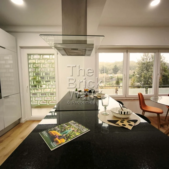 Apartamento T3 para Venda em Benfica Foto 4