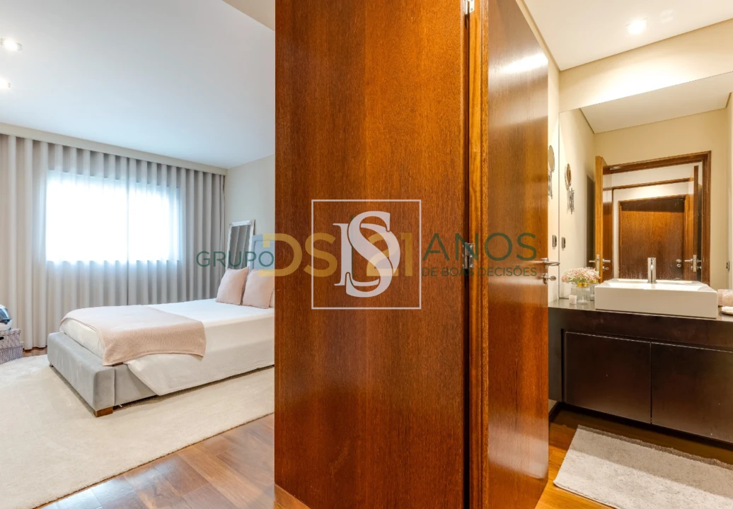 Apartamento T3 para Venda em Antas e Abade de Vermoim Foto 26