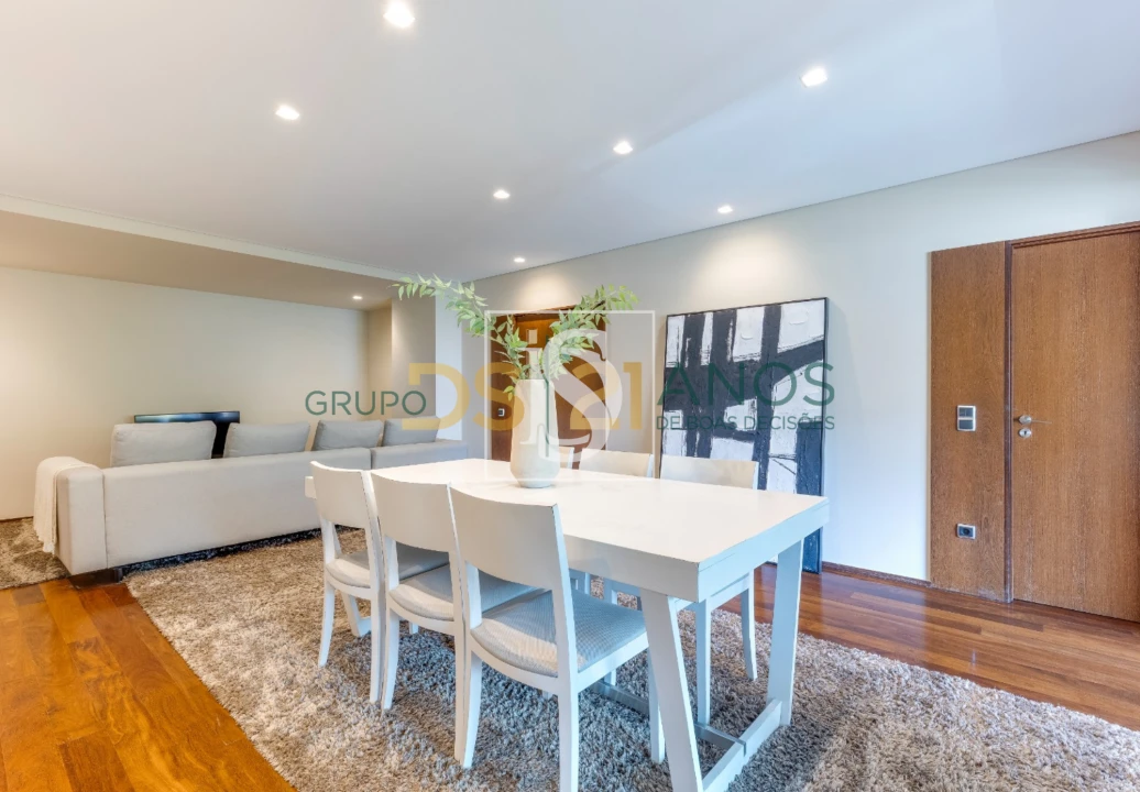 Apartamento T3 para Venda em Antas e Abade de Vermoim Foto 9