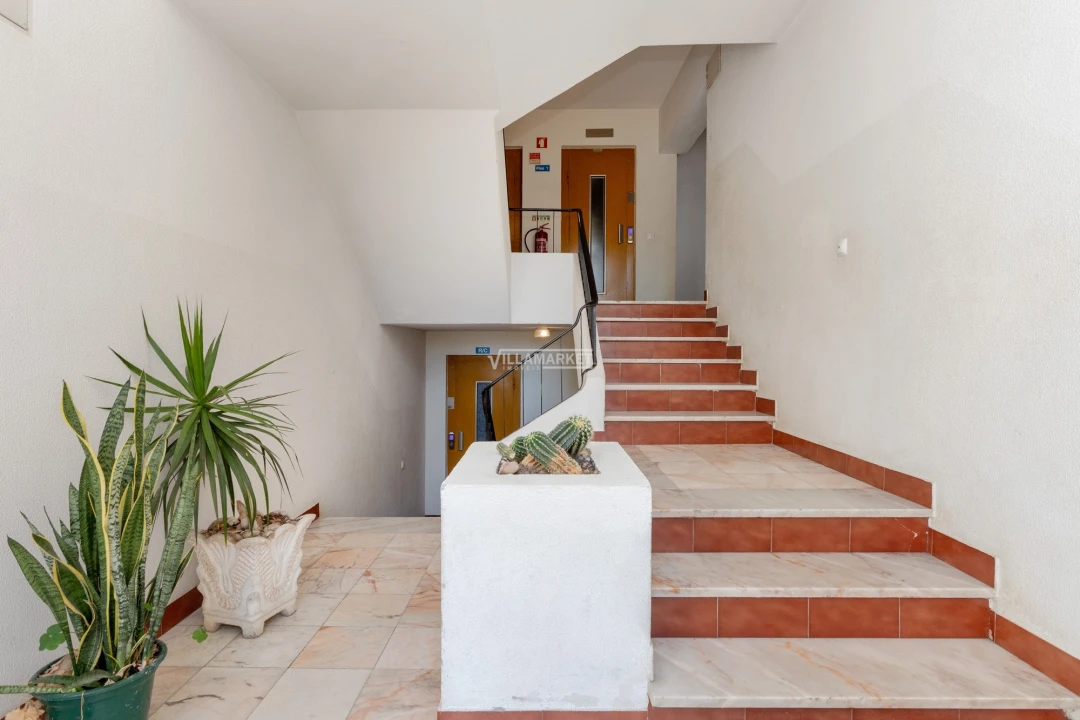 Apartamento T2 para Venda em Quarteira Foto 22
