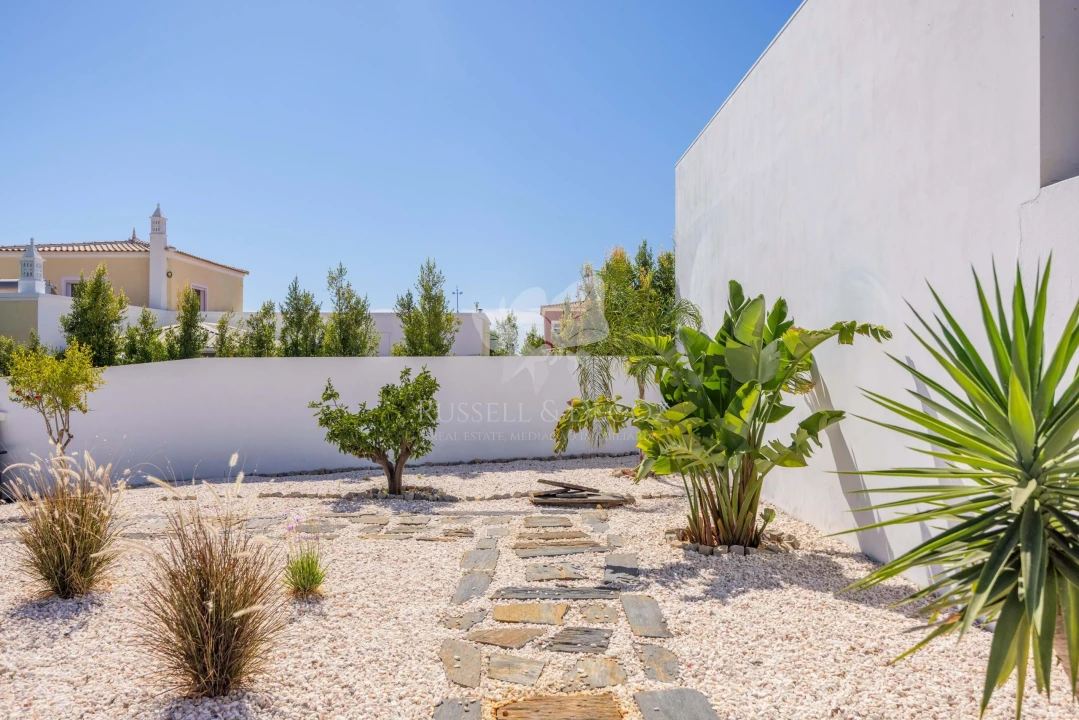 Moradia T4 para Venda em Olhão Foto 33