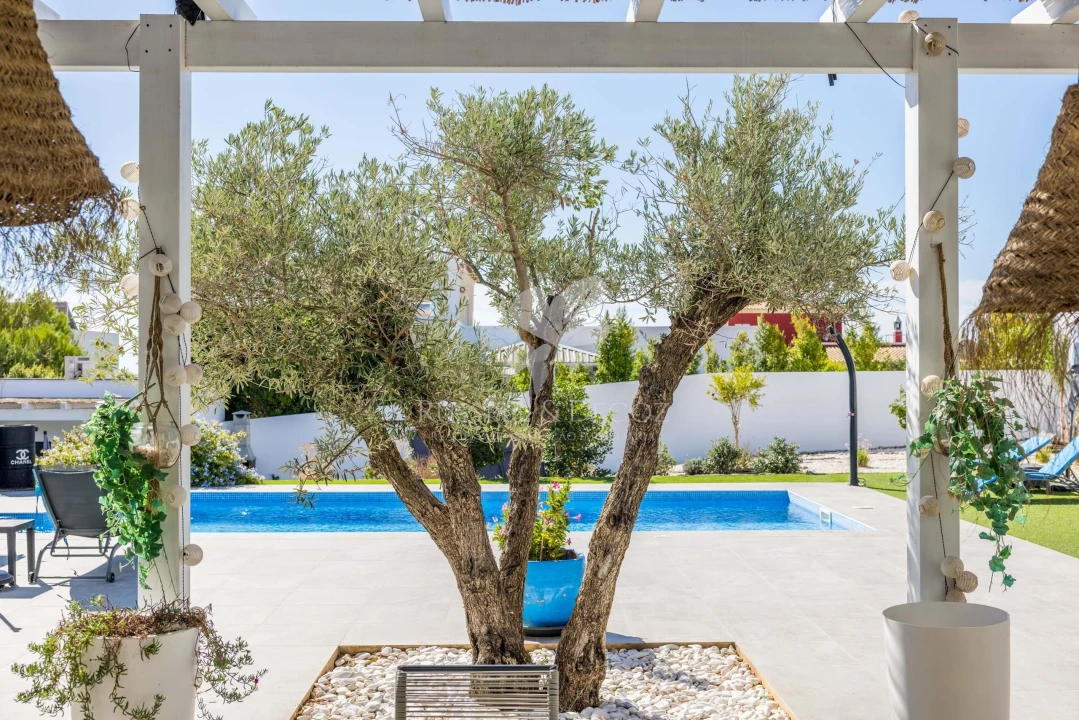 Moradia T4 para Venda em Olhão Foto 27