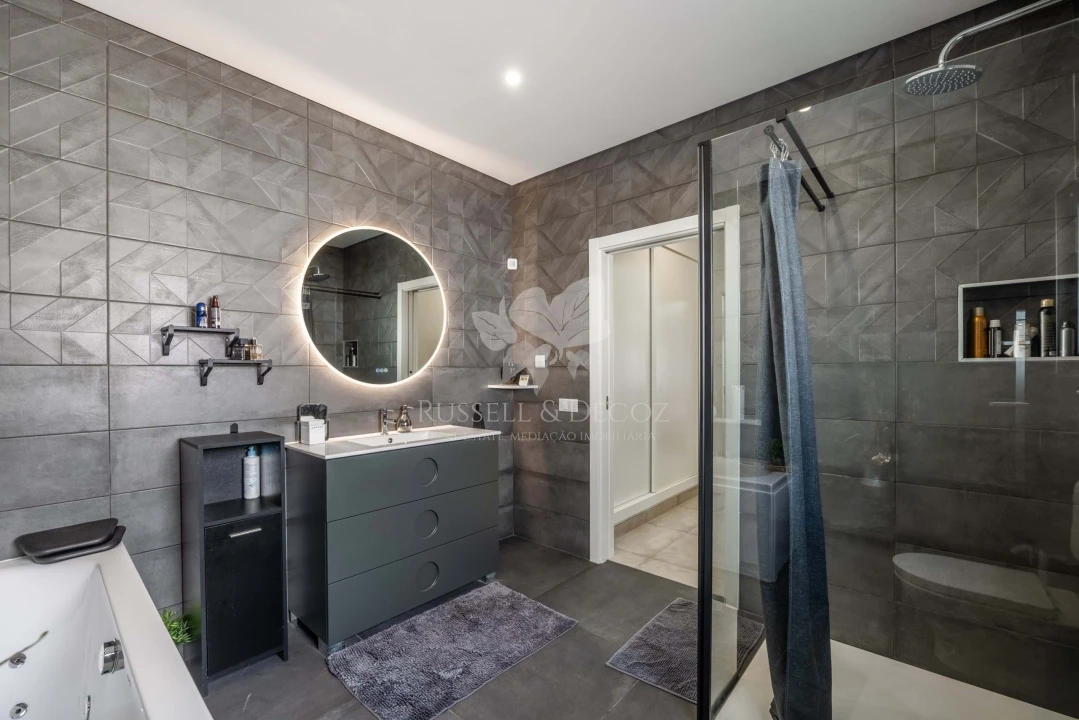 Moradia T4 para Venda em Olhão Foto 26