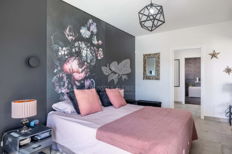 Moradia T4 para Venda em Olhão Foto 16