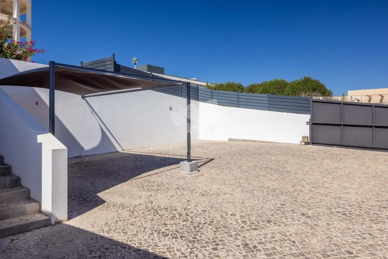 Moradia T4 para Venda em Olhão Foto 37