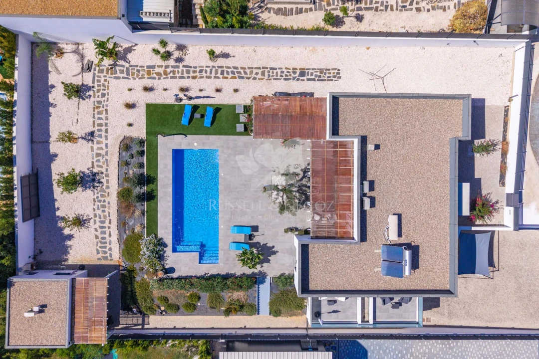 Moradia T4 para Venda em Olhão Foto 2