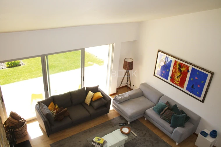 Moradia T4 para Arrendamento em Agualva e Mira-Sintra Foto 15