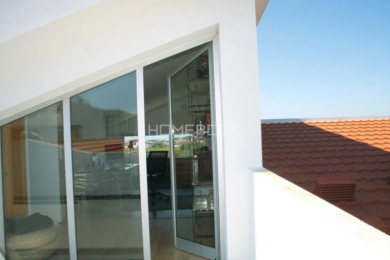 Moradia T4 para Arrendamento em Agualva e Mira-Sintra Foto 7