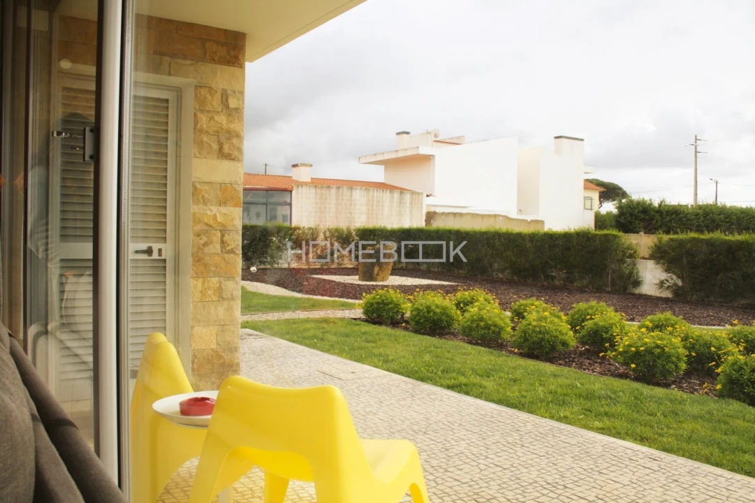 Moradia T4 para Arrendamento em Agualva e Mira-Sintra Foto 8
