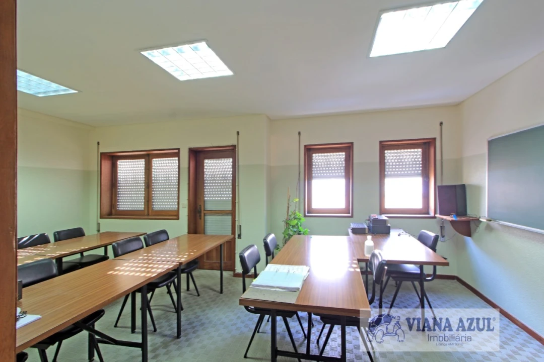 Apartamento T3 para Cedência de Quotas em Santa Maria Maior e Monserrate e Meadela Foto 2