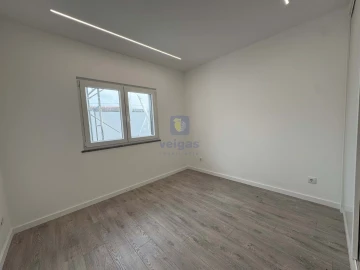 Moradia T3 para Venda em Atouguia da Baleia