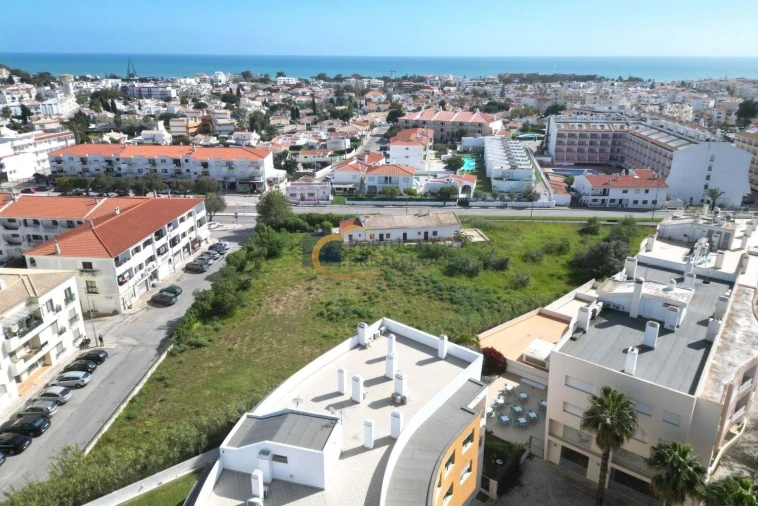 Terreno para Venda em Albufeira e Olhos de Água Foto 5