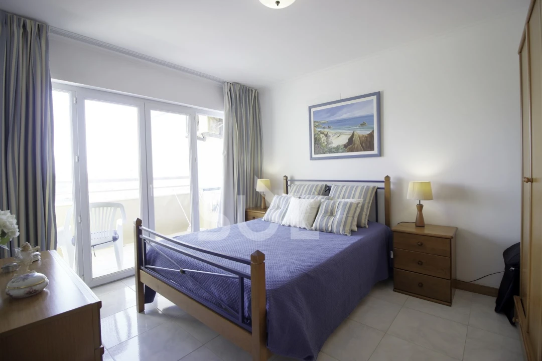 Apartamento T1 para Venda em Portimão Foto 6