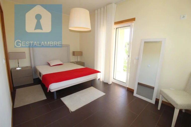 Moradia T3 para Venda em Albufeira e Olhos de Água Foto 5