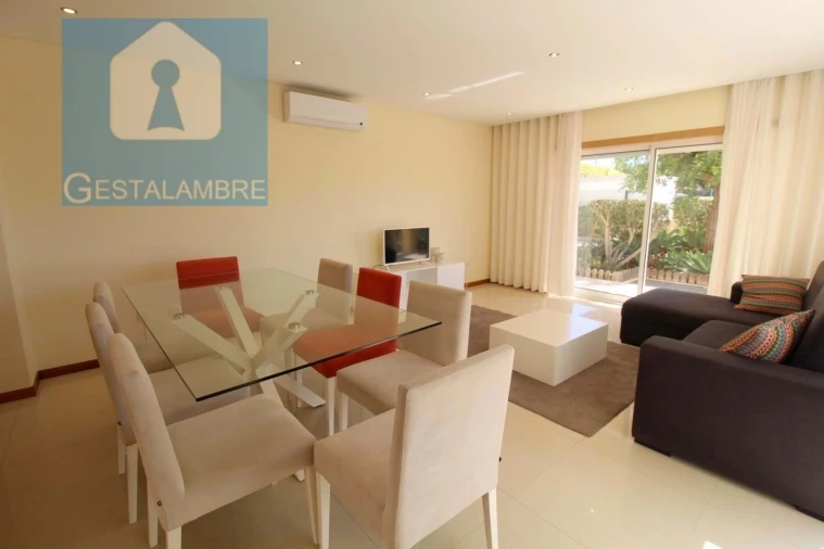 Moradia T3 para Venda em Albufeira e Olhos de Água Foto 10