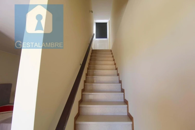 Moradia T3 para Venda em Albufeira e Olhos de Água Foto 28