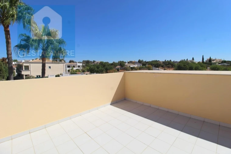 Moradia T3 para Venda em Albufeira e Olhos de Água Foto 29