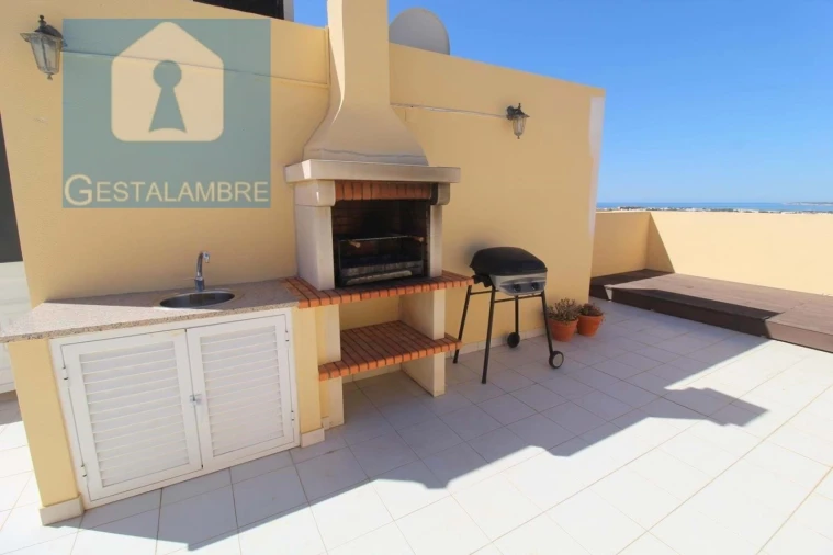 Moradia T3 para Venda em Albufeira e Olhos de Água Foto 33