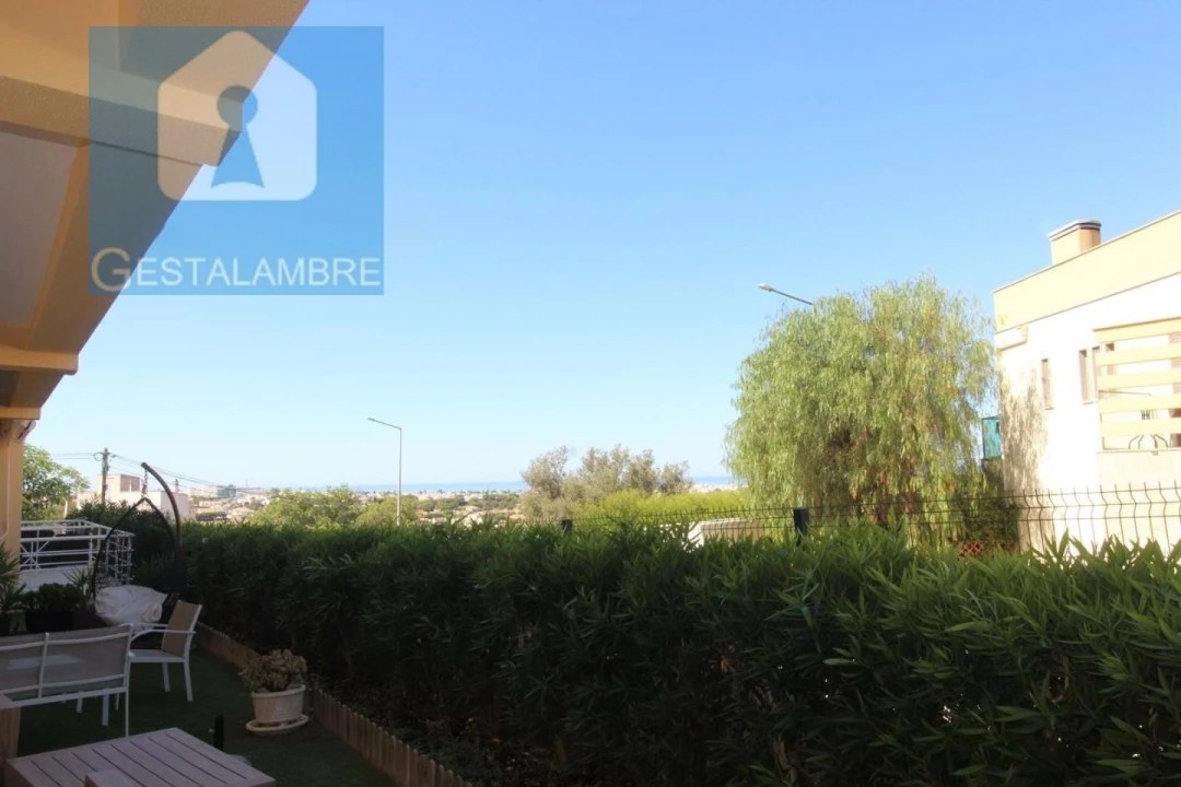 Moradia T2 para Venda em Albufeira e Olhos de Água Foto 12