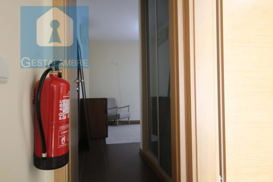 Moradia T2 para Venda em Albufeira e Olhos de Água Foto 16