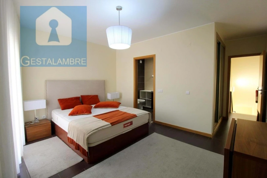 Moradia T2 para Venda em Albufeira e Olhos de Água Foto 17