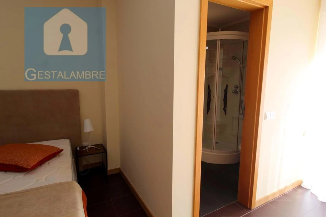 Moradia T2 para Venda em Albufeira e Olhos de Água Foto 21