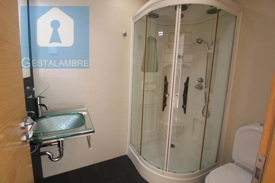 Moradia T2 para Venda em Albufeira e Olhos de Água Foto 22