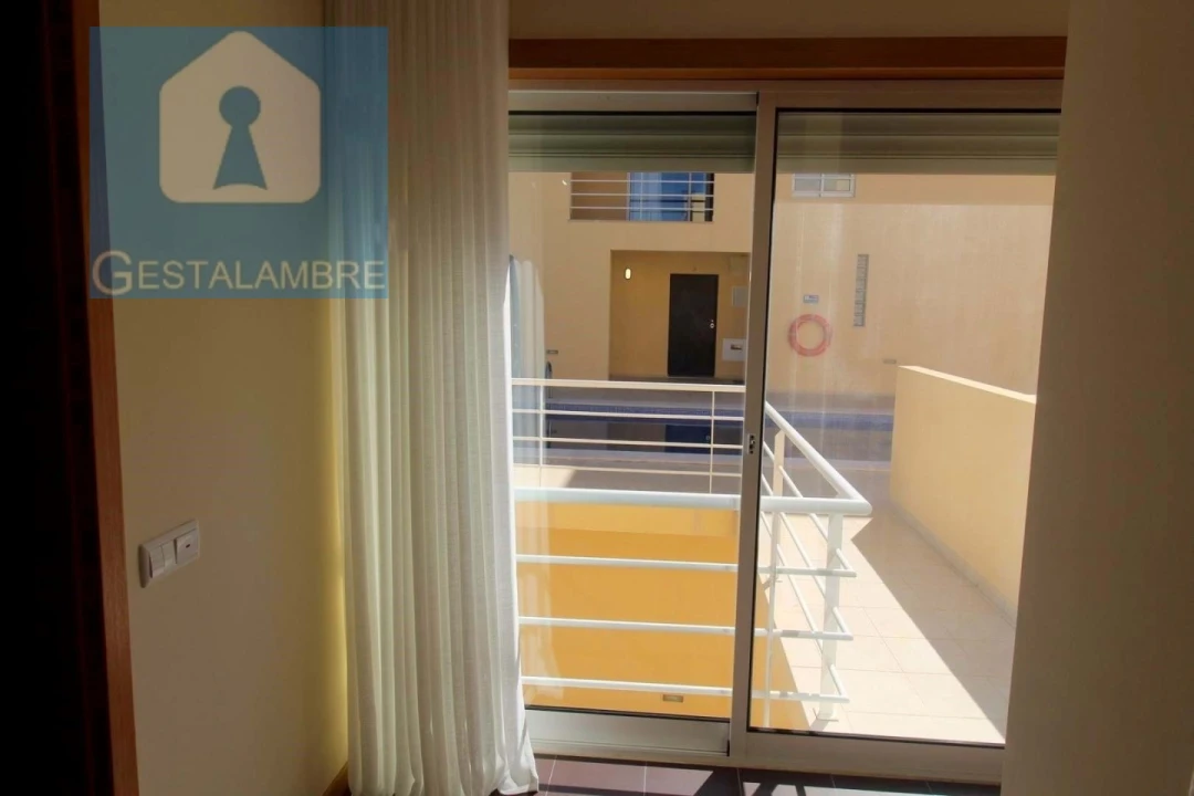 Moradia T2 para Venda em Albufeira e Olhos de Água Foto 23