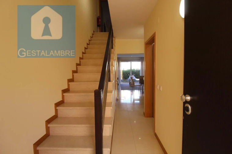 Moradia T2 para Venda em Albufeira e Olhos de Água Foto 7