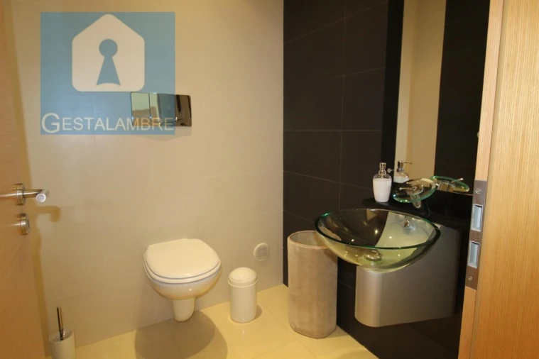 Moradia T2 para Venda em Albufeira e Olhos de Água Foto 10