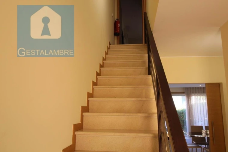 Moradia T2 para Venda em Albufeira e Olhos de Água Foto 15