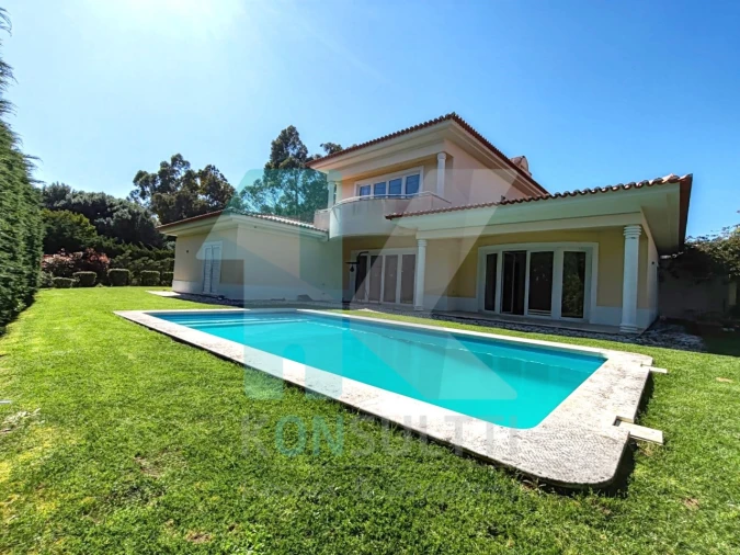 Moradia T4 para Venda em Alcabideche Foto 4