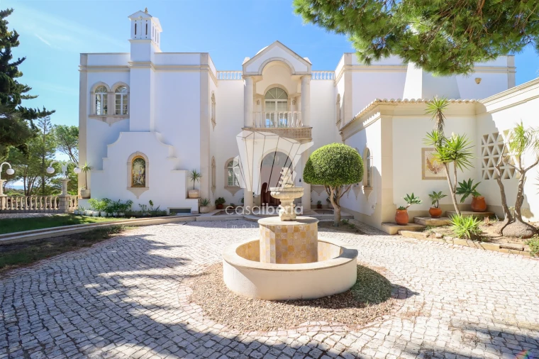 Moradia T4 para Venda em Lagoa e Carvoeiro Foto 2