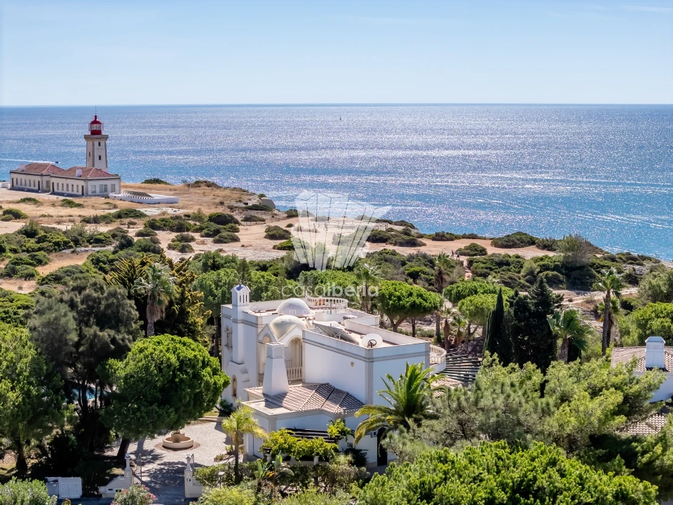 Moradia T4 para Venda em Lagoa e Carvoeiro Foto 1