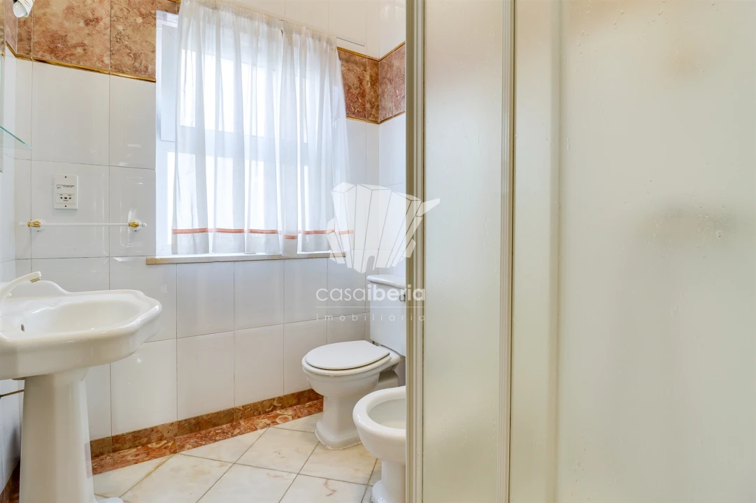 Moradia T4 para Venda em Lagoa e Carvoeiro Foto 26