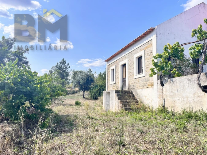 Moradia T0 para Venda em Santo Andre das Tojeiras Foto 1