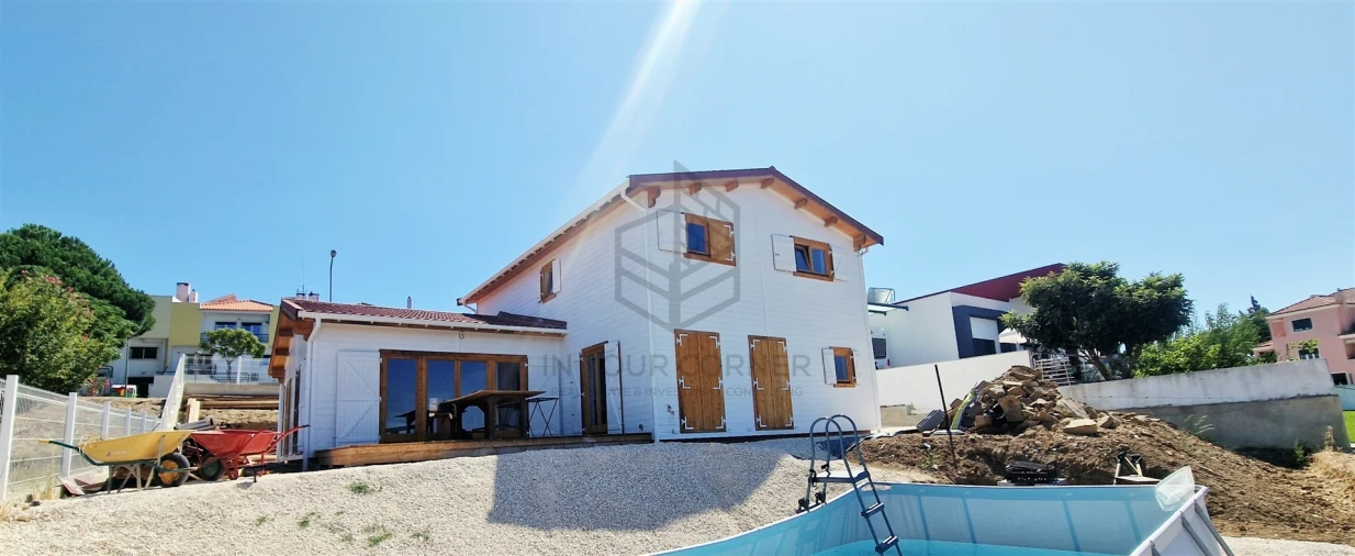 Moradia T6 para Venda em Castanheira do Ribatejo e Cachoeiras