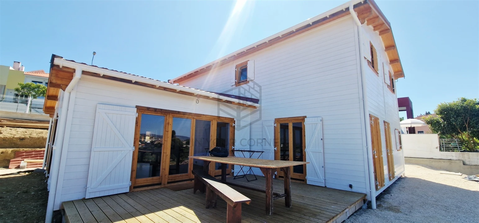 Moradia T6 para Venda em Castanheira do Ribatejo e Cachoeiras Foto 48